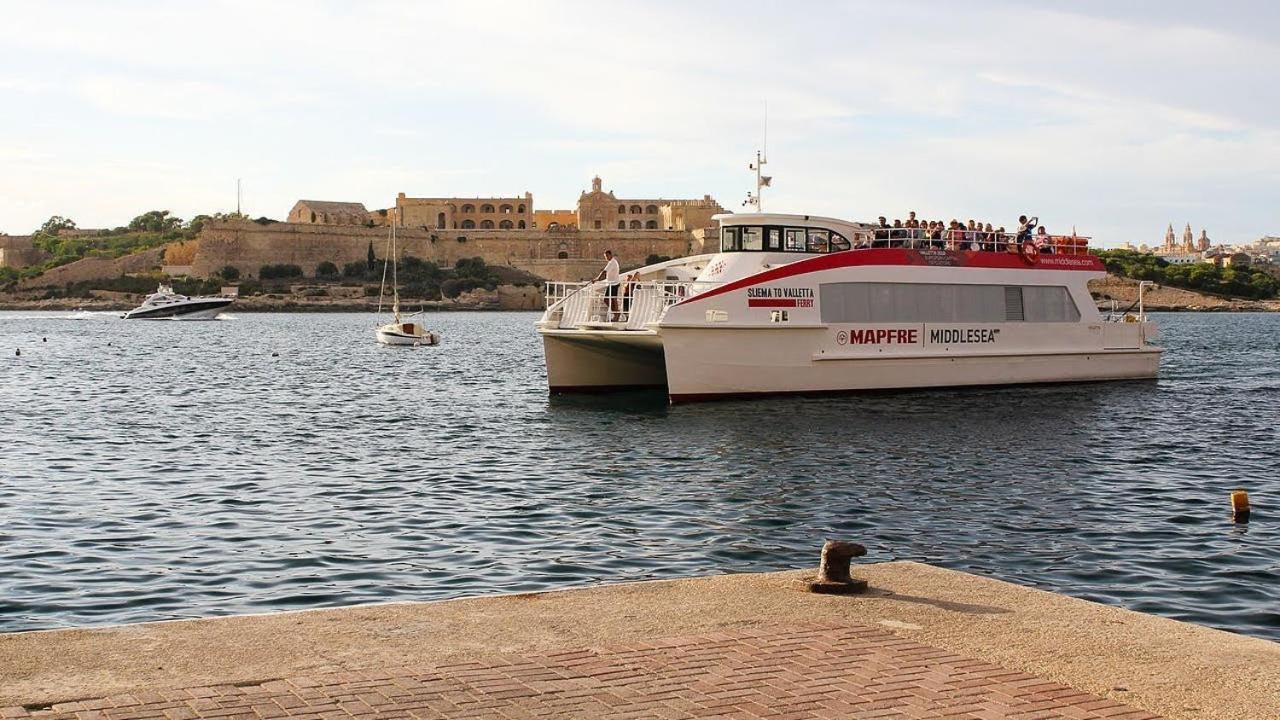 Modern Apartment In The Best Area Of Sliema Luaran gambar